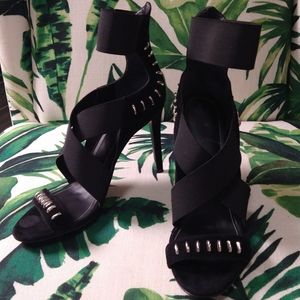 Heels Kendall & Kylie